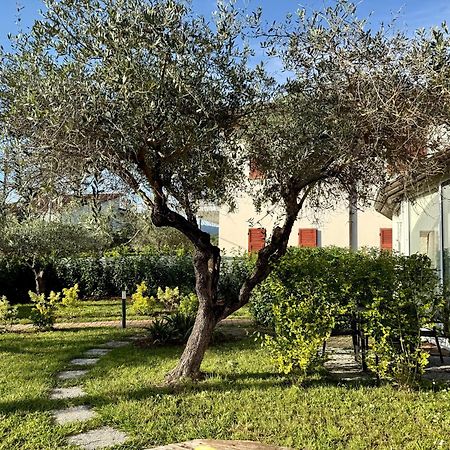 Abitatt Aparthotel Fosdinovo Exteriör bild