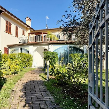 Abitatt Aparthotel Fosdinovo Exteriör bild