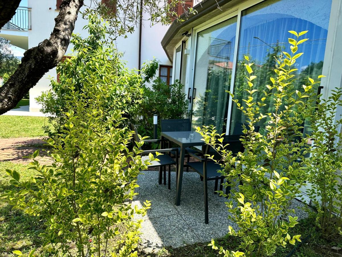 Abitatt Aparthotel Fosdinovo Exteriör bild